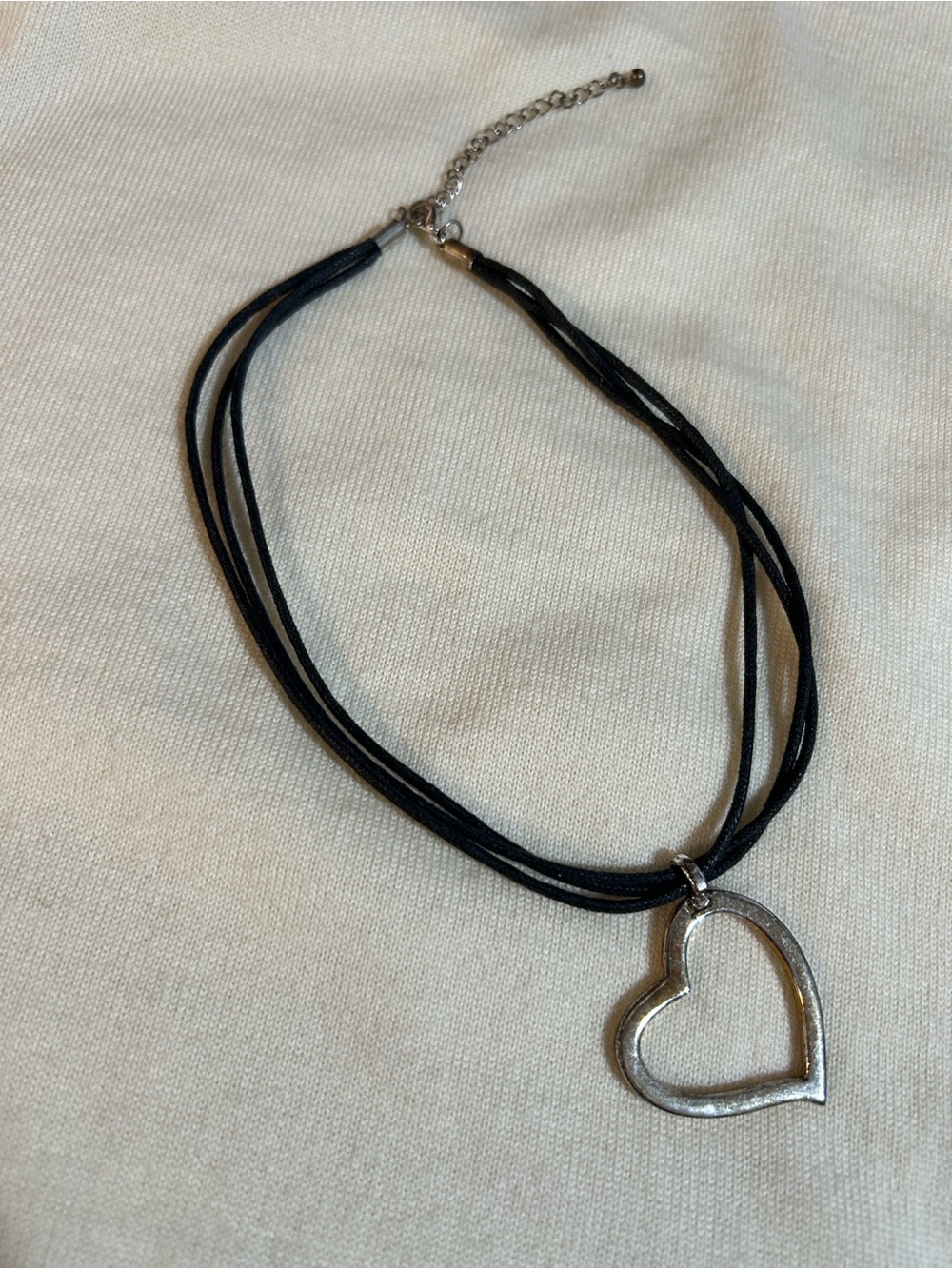 Silver Tone Chocker 4 Black Strands Heart